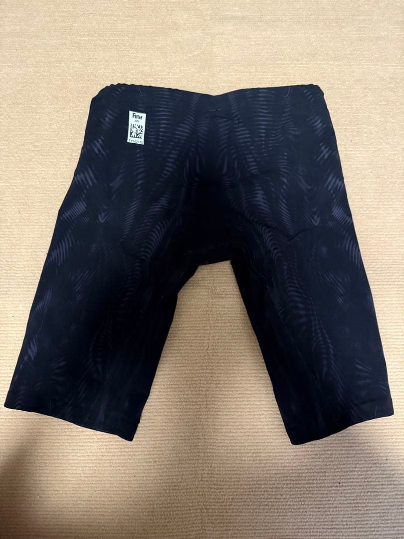 TYR VENZO PHANTOM 競泳水着