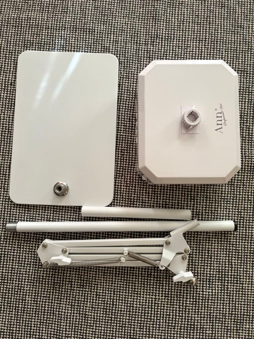 Ann Professional アンプロフェッショナルLED&UVライト