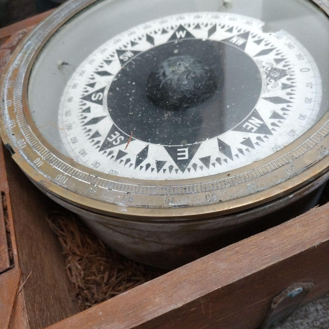 本船で使われた羅針盤