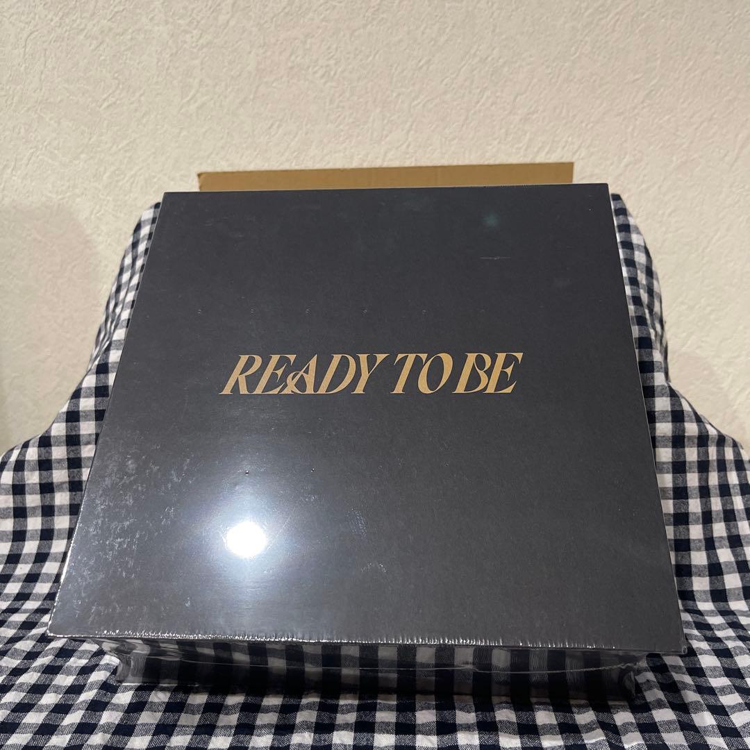 【美品】TWICE グッズ(サイン入り団扇.写真集.フォトブック.DVD.特典)