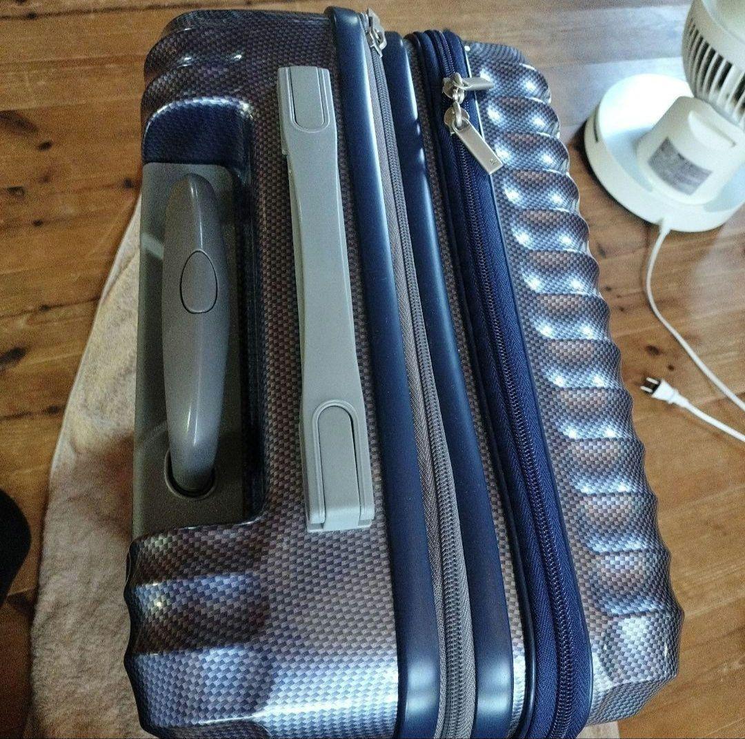 【値下げ】ace（エース）のダークブルー・ハードシェルキャリーケース