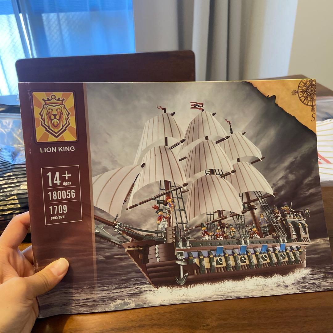 Lion King 船模型 180056 1709ピース　説明書付き、美品