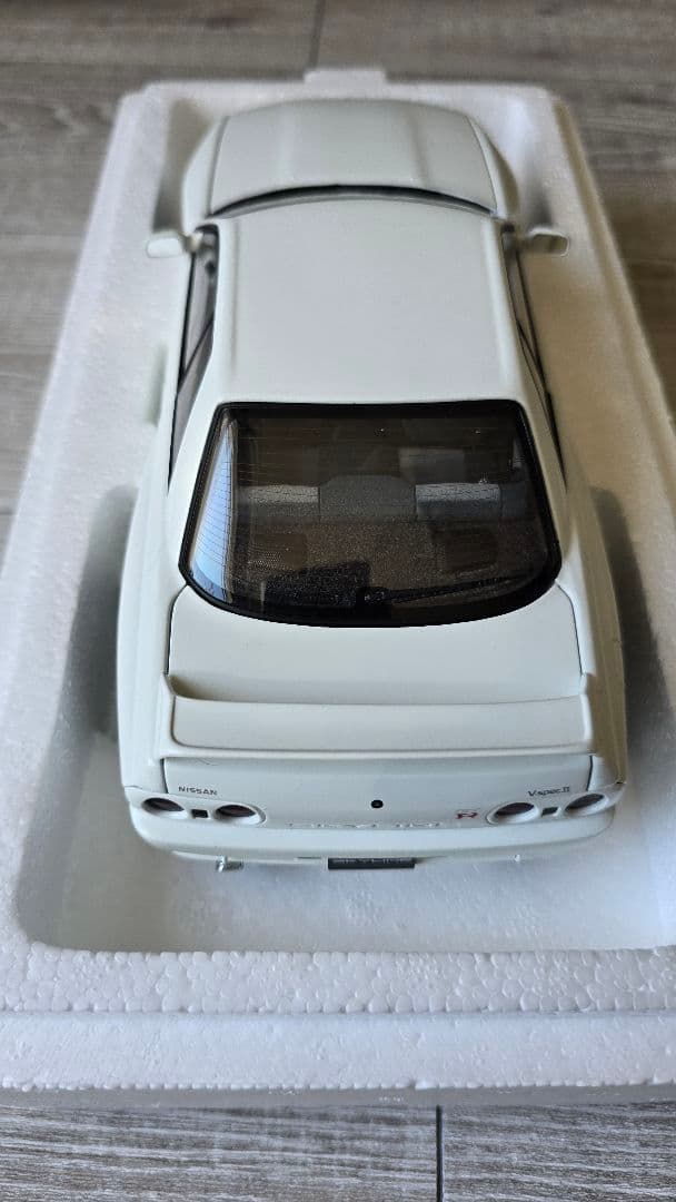 最終値下！AUTOart GT-R BNR32 V-SPEC II 白1/18