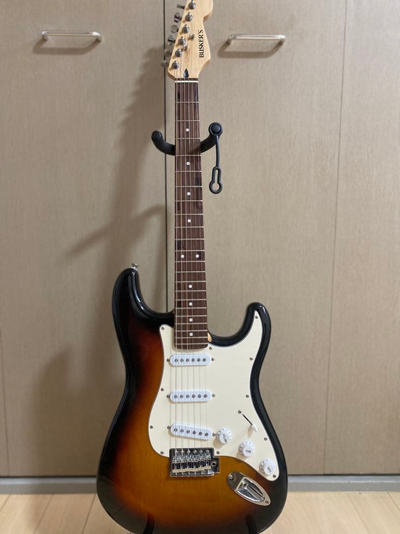 島村楽器　BUSKER'S ストラトキャスター