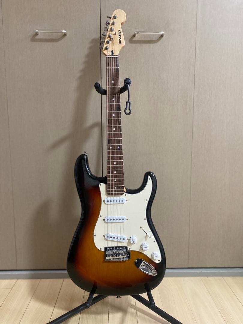 島村楽器　BUSKER'S ストラトキャスター