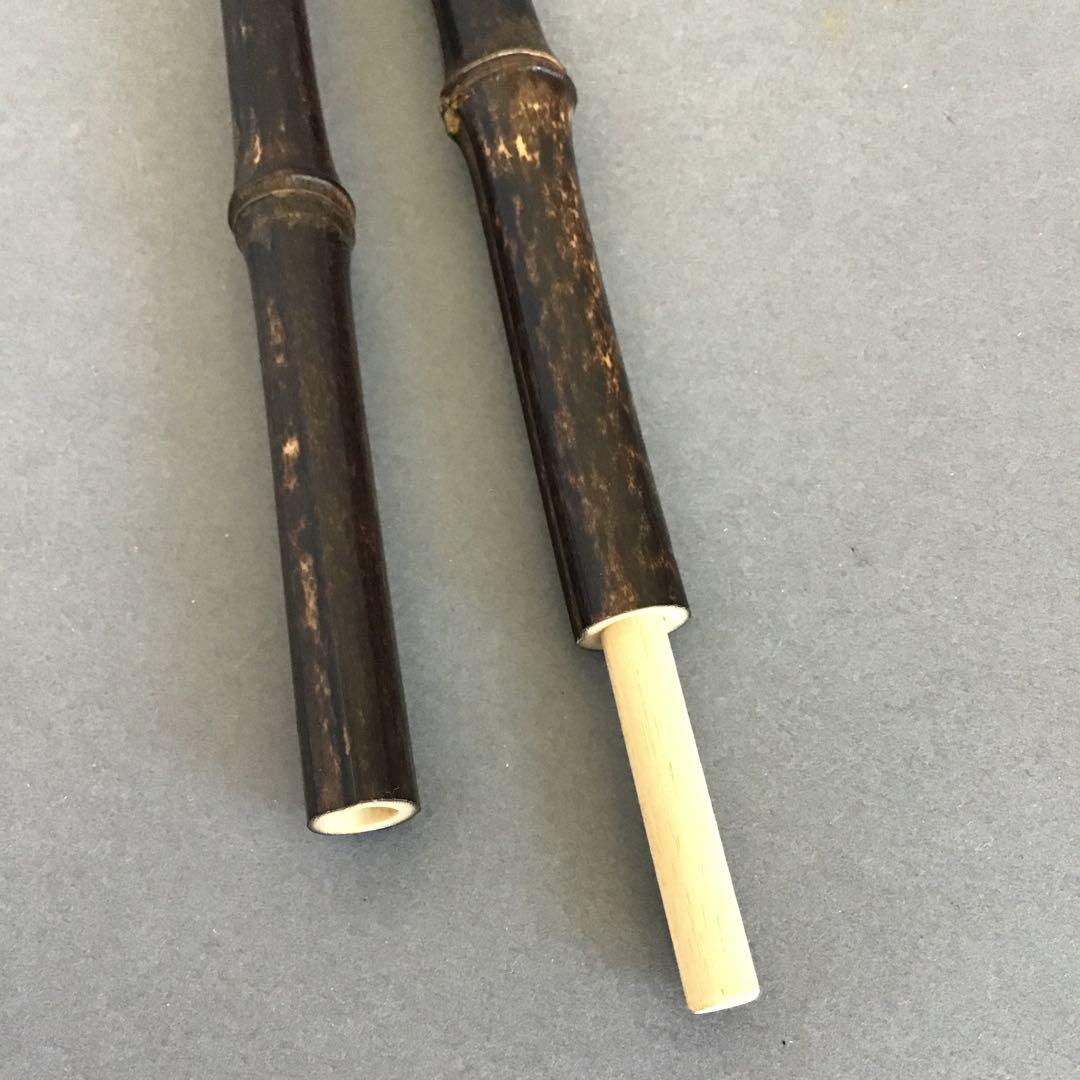 茶道具　掛軸掛け　矢羽津(矢筈)　黒竹　2段組み　金具付　紙箱　S1049KK