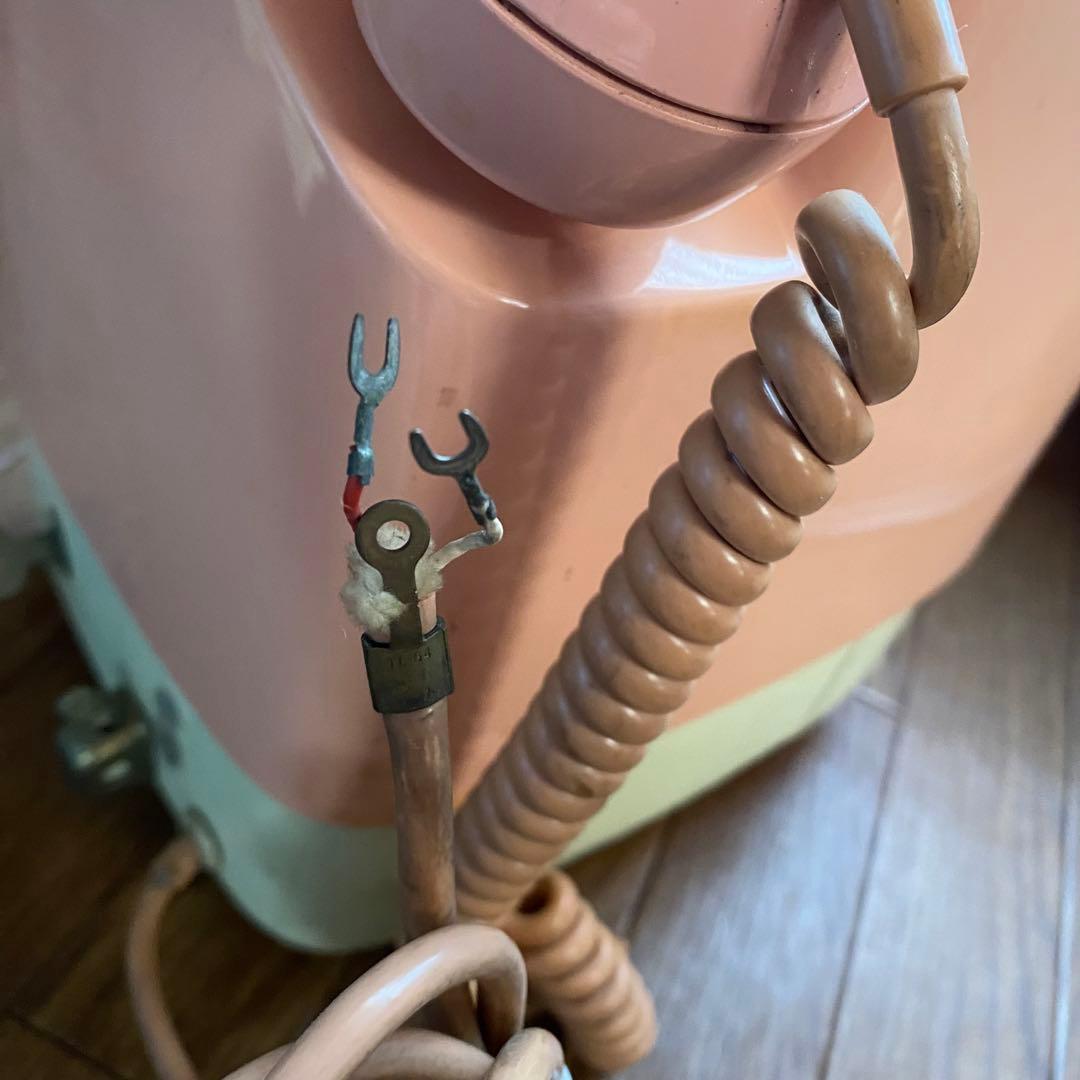 ダイヤル式　ピンクの公衆電話 インテリア 鍵付き 昭和レトロ 初期型 当時物