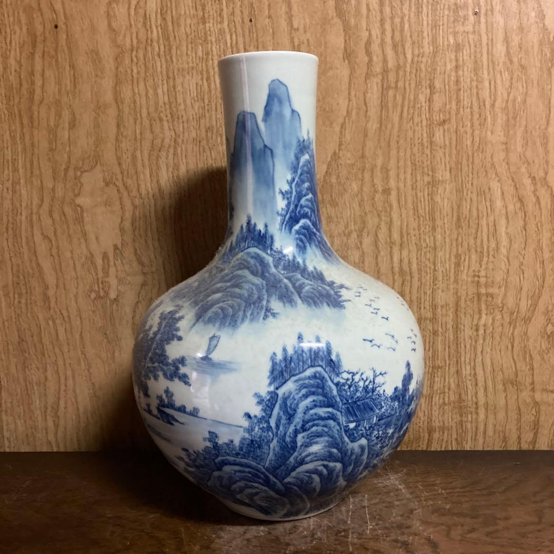中国　染付　瓶　天球瓶　山水図　大清乾隆年製銘
