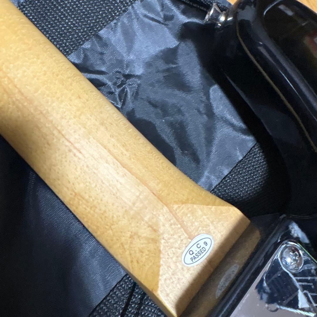 スチュワート エレキギター ベース