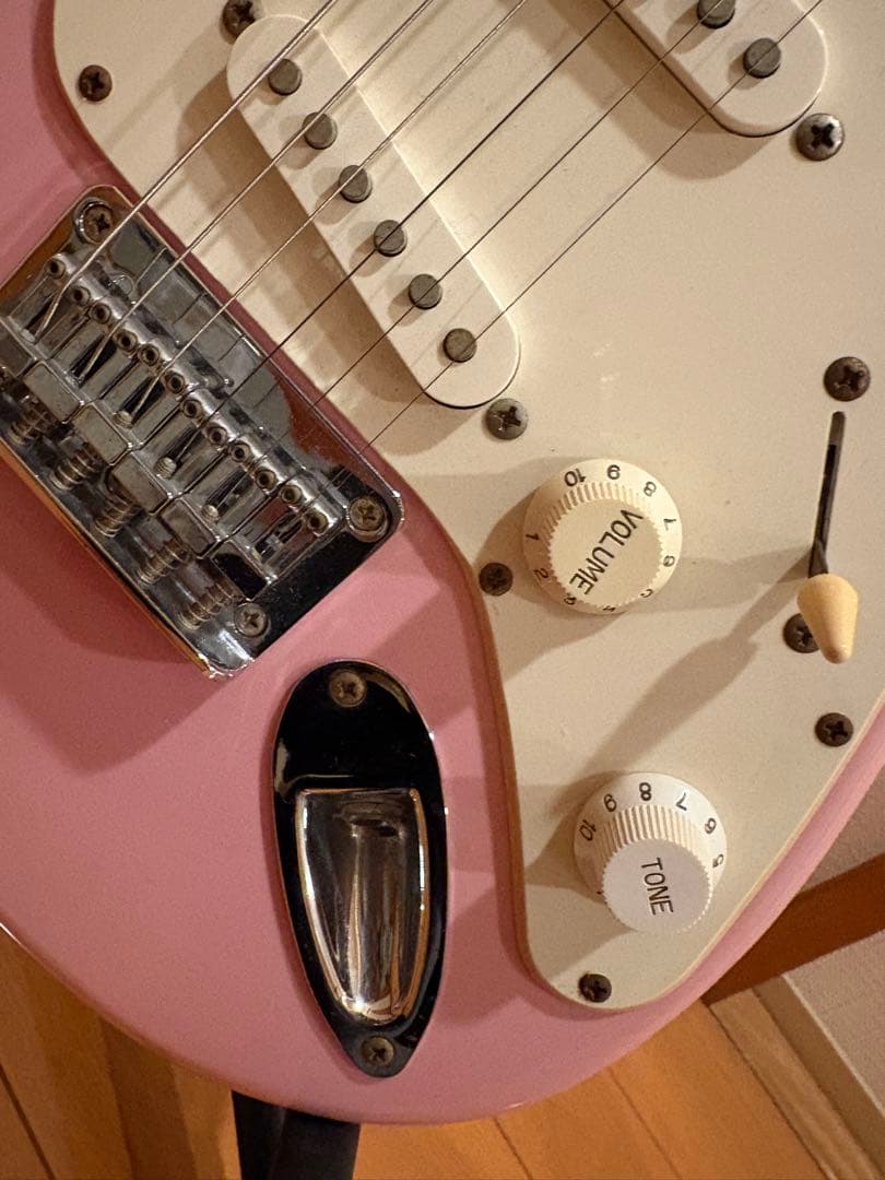 ギター Hello Kitty mini guitar Squier by Fender
