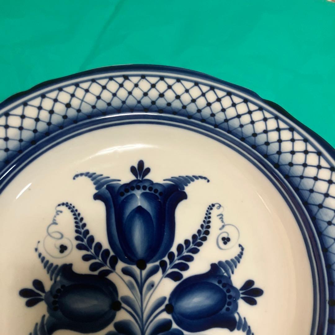 ロシア　グジェリ焼 青い花装飾の皿 約28cm