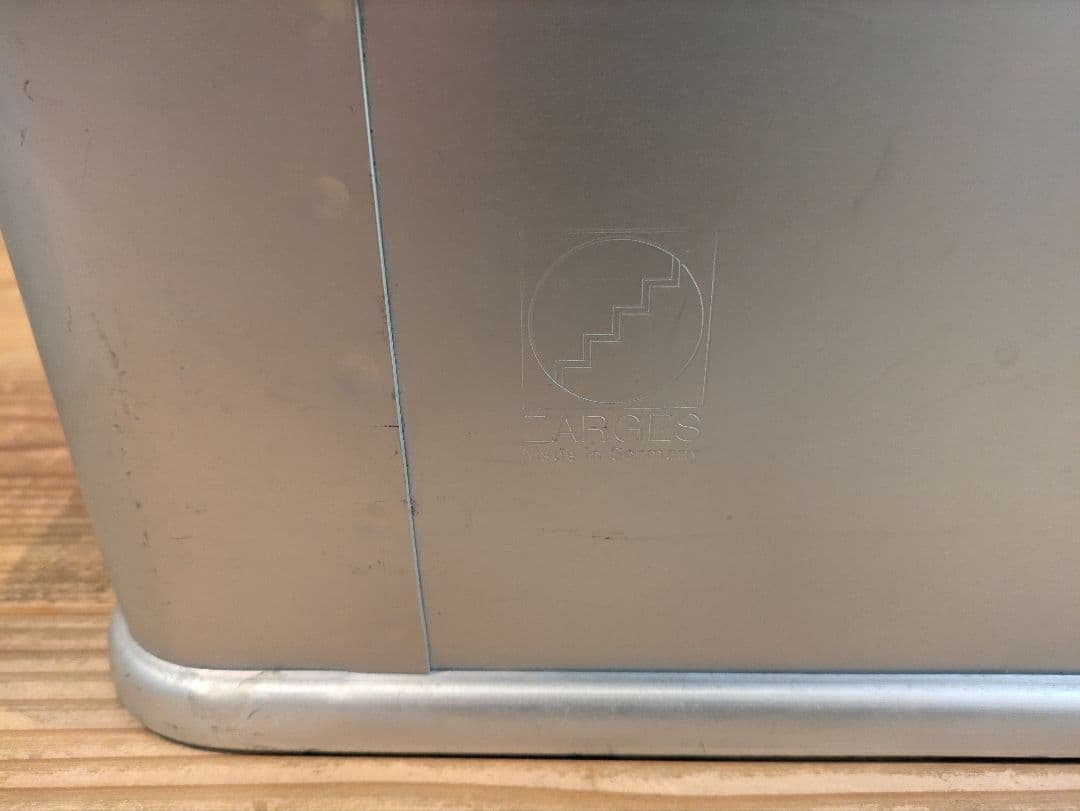 ZARGES ツァーゲス アルミコンテナ2個セット