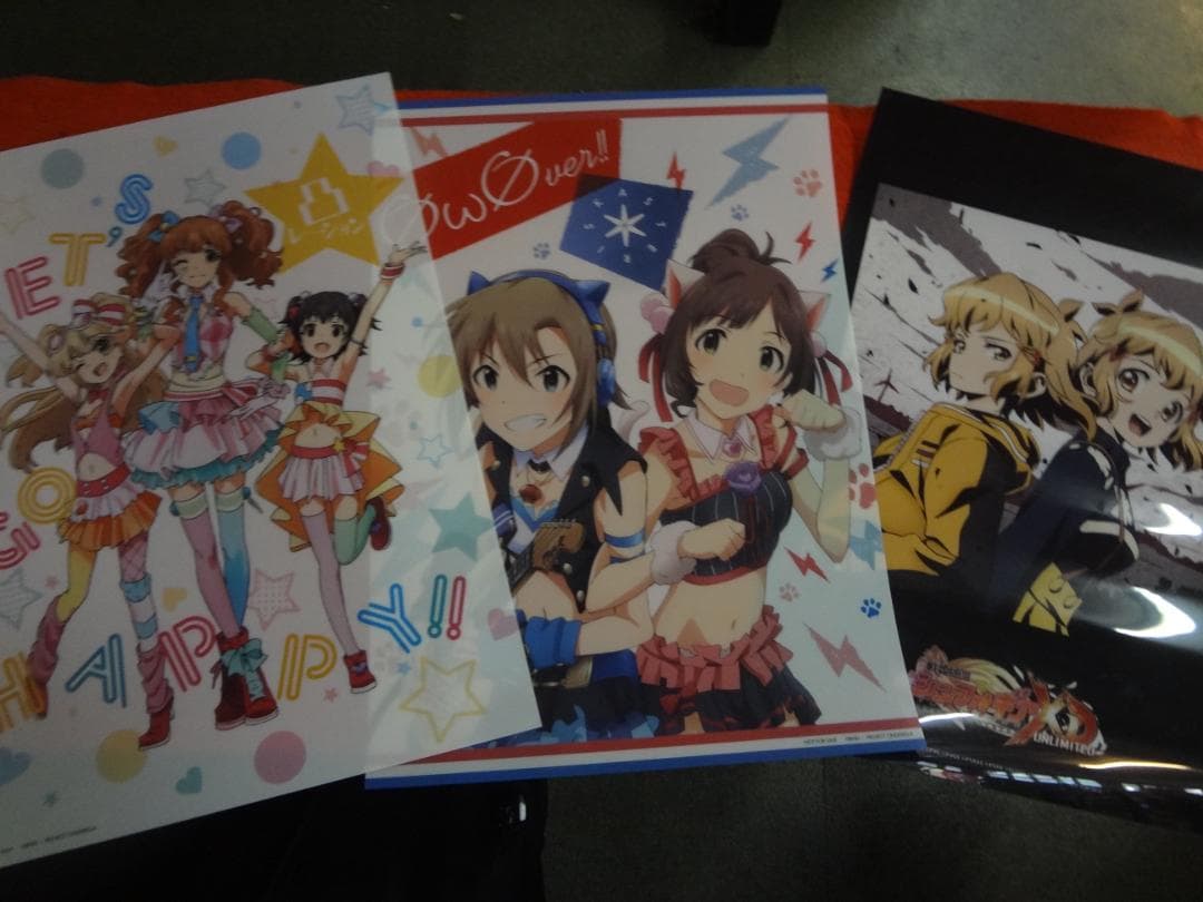 アニメキャラクター　クリアフィルムポスター１００枚まとめてセット