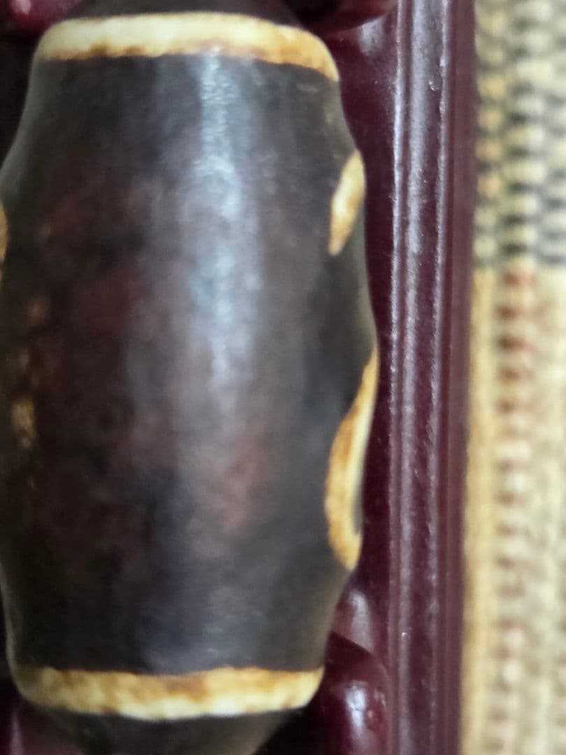 883　天珠　金銭鈎天珠　浮き彫り　貴重　珍品　dzibeads！