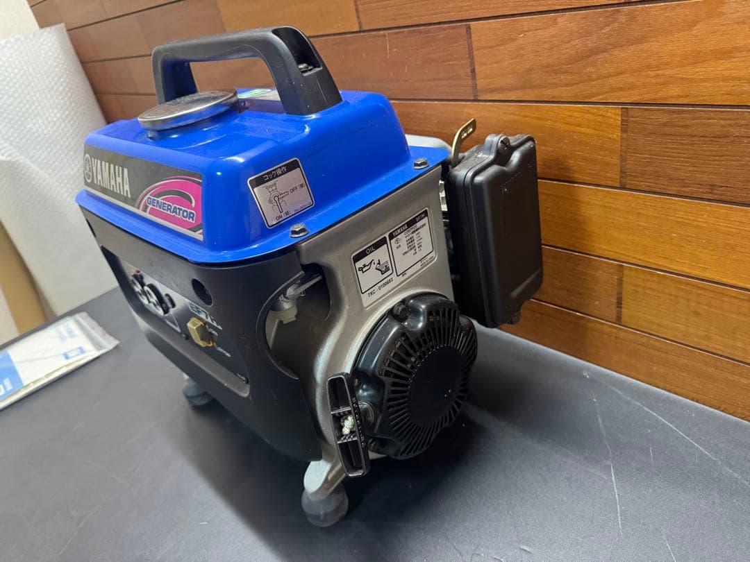 ヤマハ　YAMAHA 携帯発電機　GENERATOR EF7H