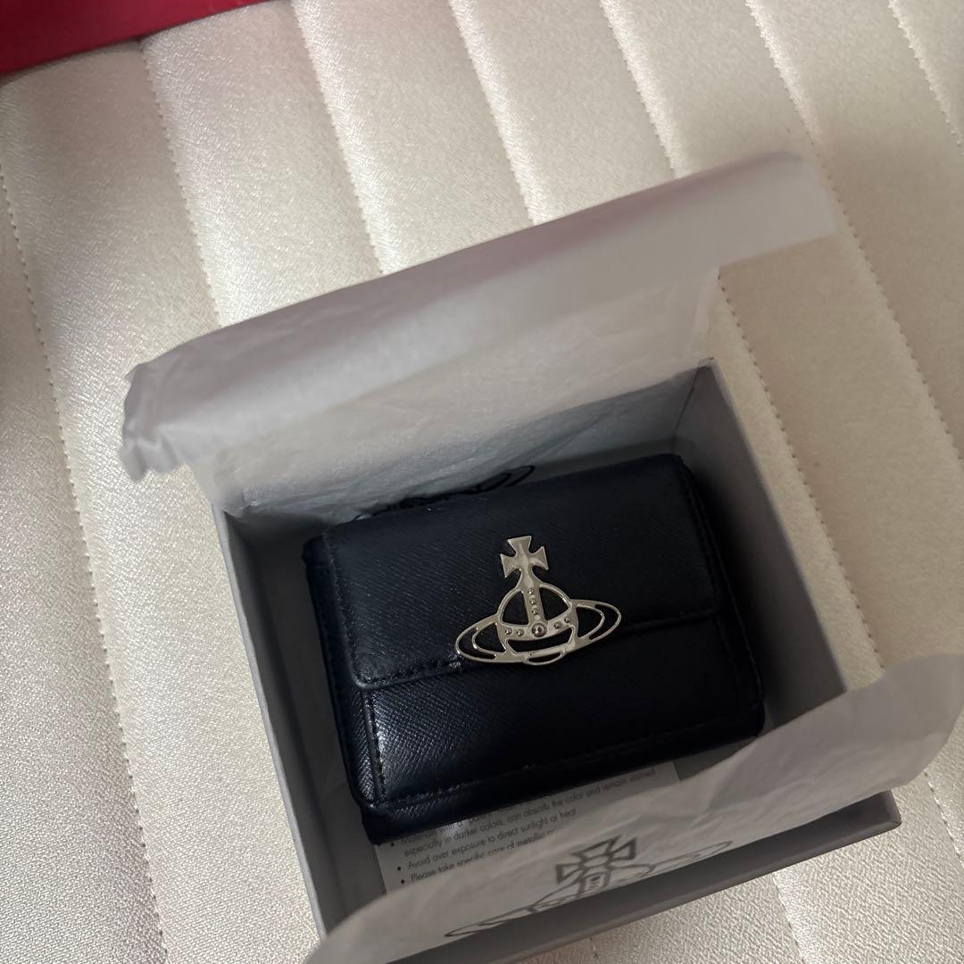 Vivienne Westwood ブラック 三つ折り財布