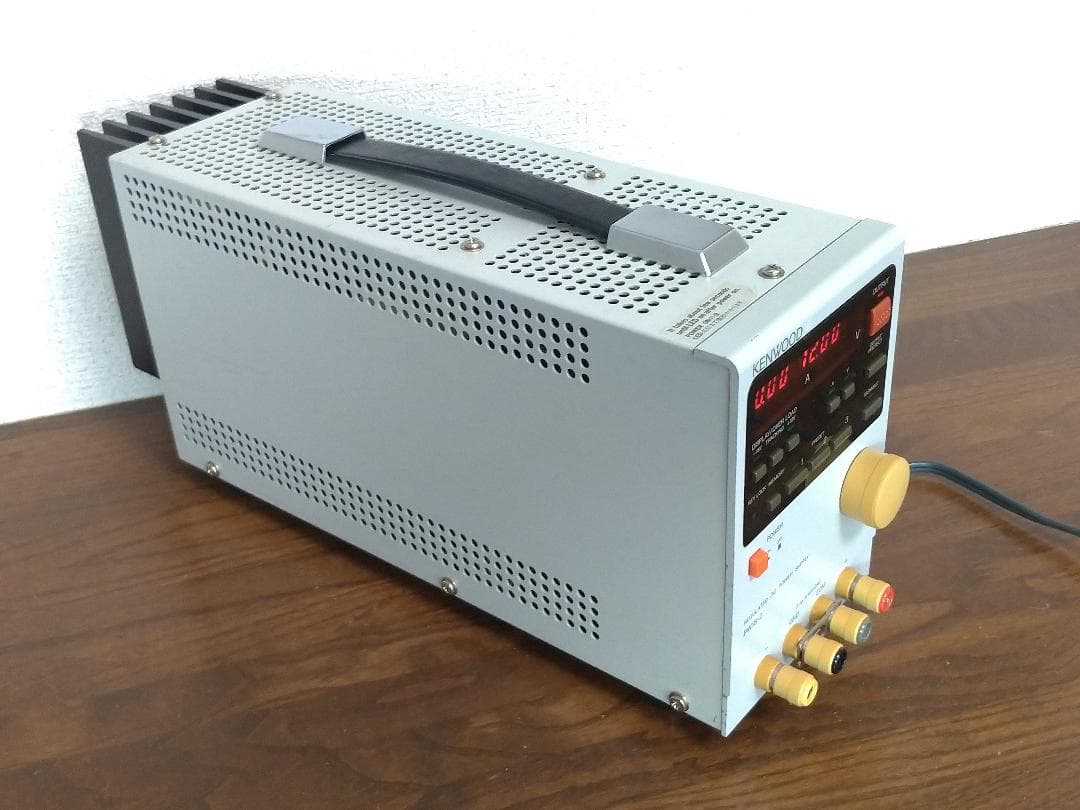 値下げ 0-±18V 2A　安定化電源　PW18-2　KENWOOD ケンウッド