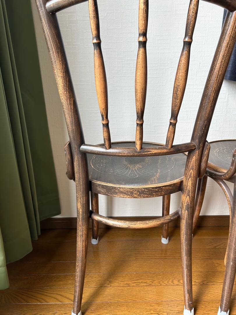 TON ベントウッドチェア　2脚セット(1脚難あり)