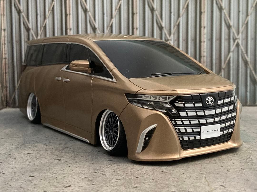 1/24新型アルファード・プレシャスレオブロンド（カスタム品）