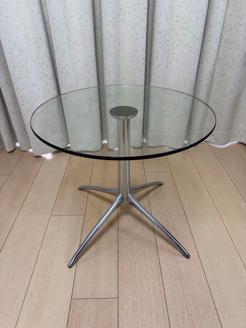 ストレスレス®アーバンテーブルクロス　円形ガラステーブル