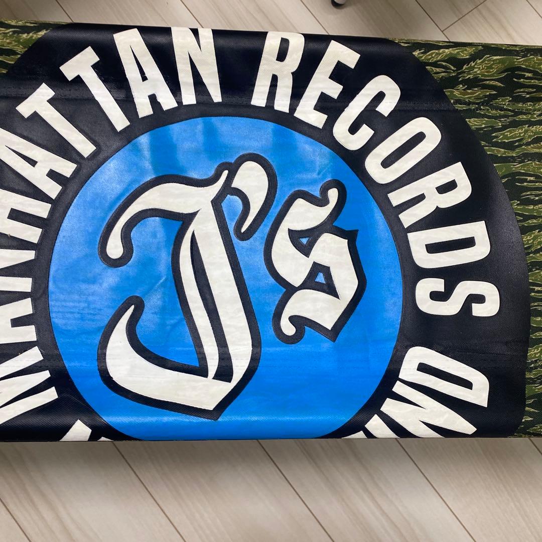 JSF x Manhattan Recordsベンチ&RIZEポスターBONEZ