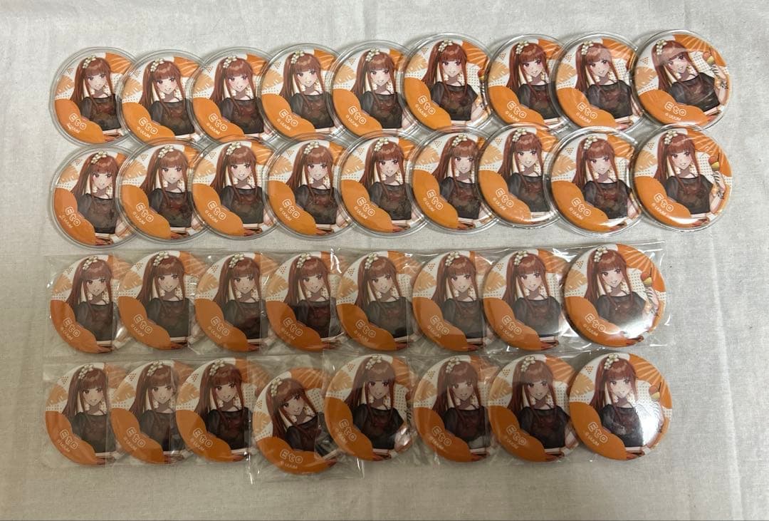 カラフルピーチ　えと　サマーランド　缶バッジ　34個