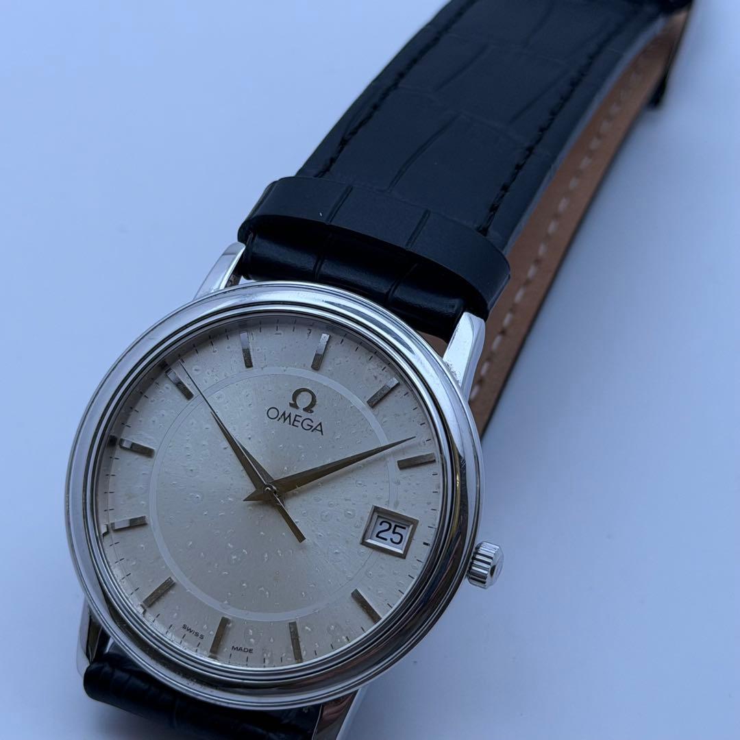【超希少】オメガ　クォーツ　4810.31 ホワイト　デイト　美品　ベルト新品