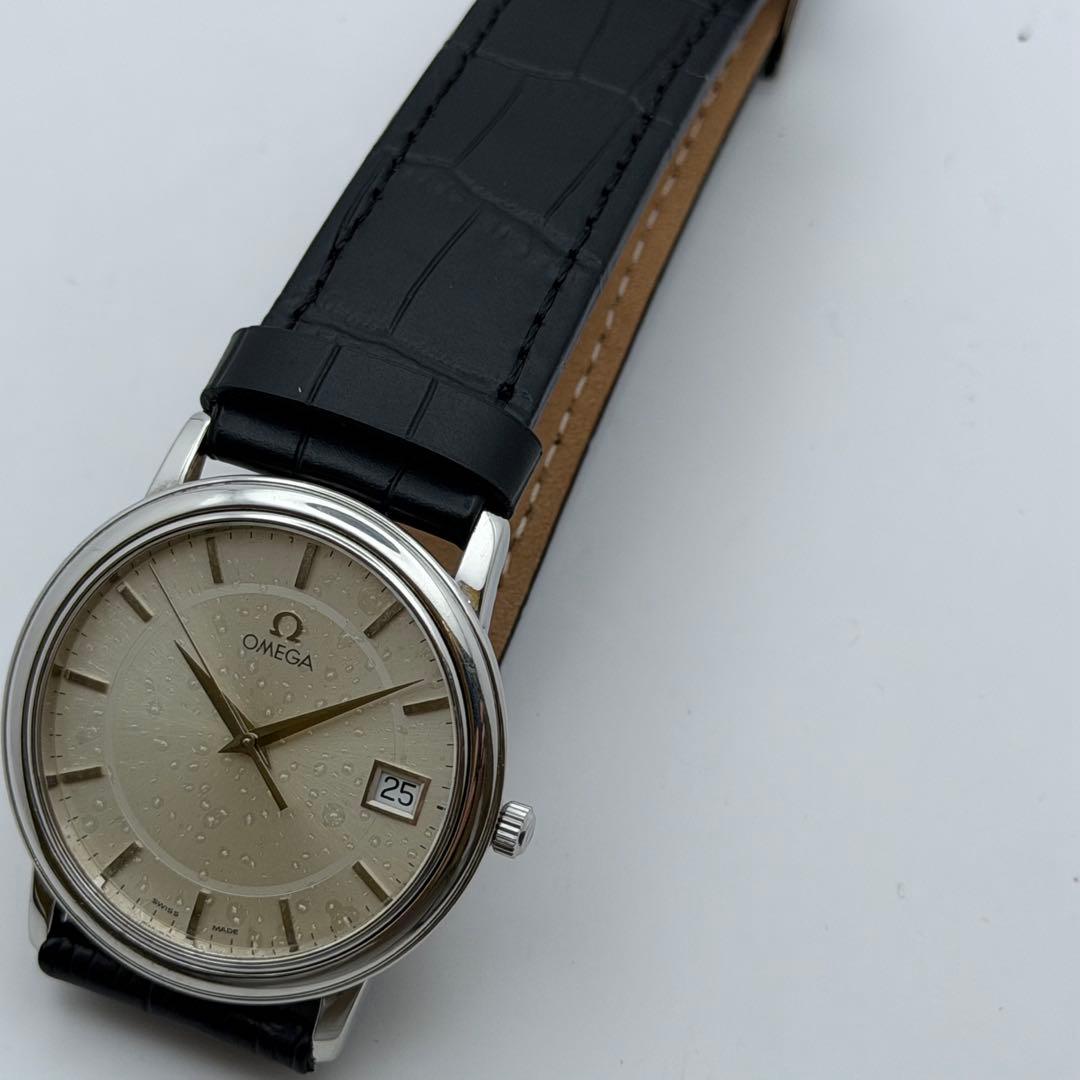 【超希少】オメガ　クォーツ　4810.31 ホワイト　デイト　美品　ベルト新品