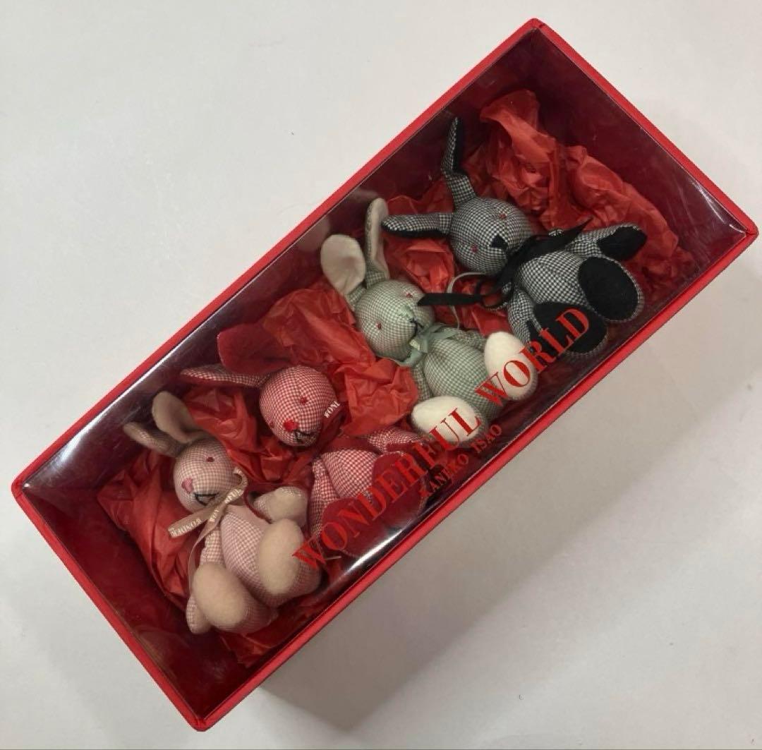 ワンダフルワールド ギンガムうさちゃんコサージュ4個set/専用箱付き