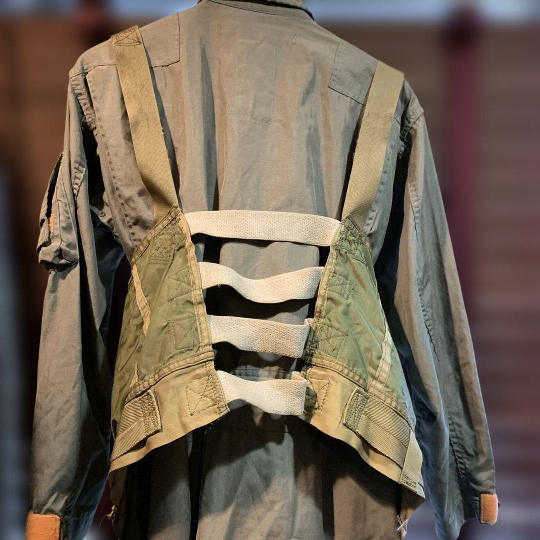 1969年US NAVY ベトナム戦　フライト　サバイバルベスト古着　ベストのみ