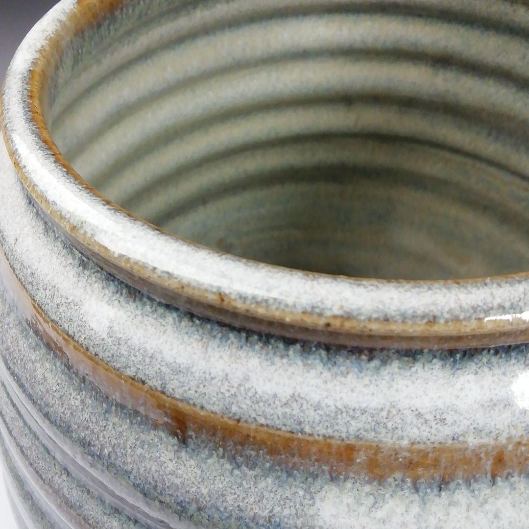 Ｗ６２　水指　『捻貫　水指』『西尾香舟 造』　共箱　茶道具