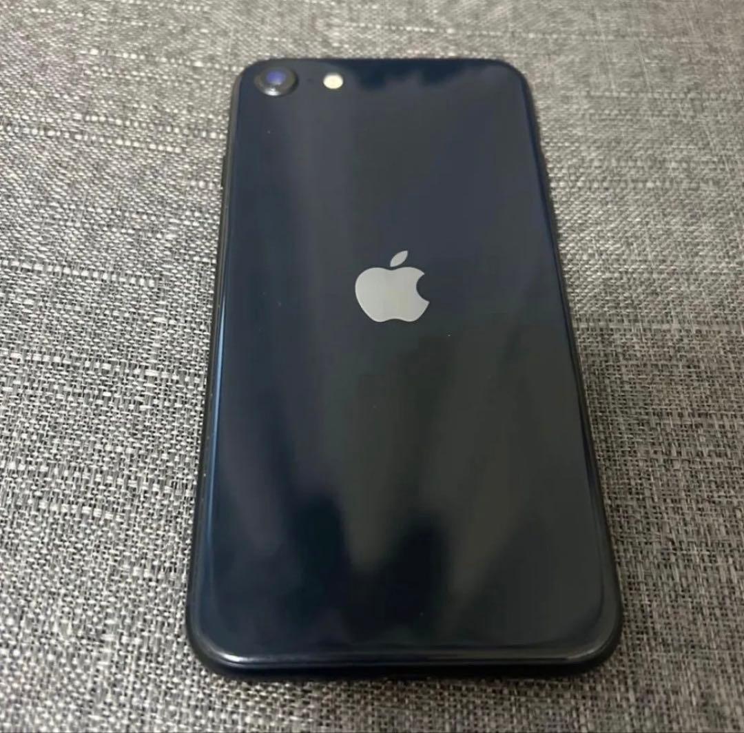 【バッテリー100%】iPhone SE 第三世代SE3 SIMフリー 64GB