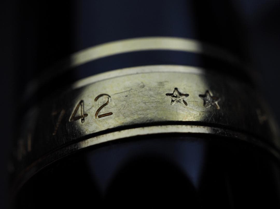 PILOT CUSTOM 742 黒 F