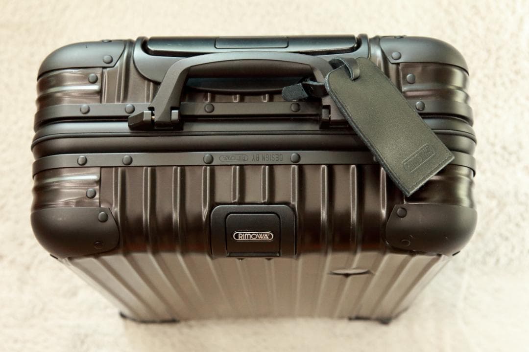 RIMOWA ステルス ルフトハンザ アルミ ブラック 32L 4輪