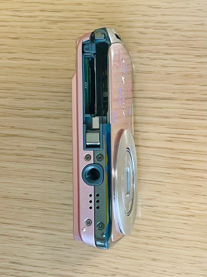 CASIO EXILIM ハローキティデザイン ピンク　動作未確認