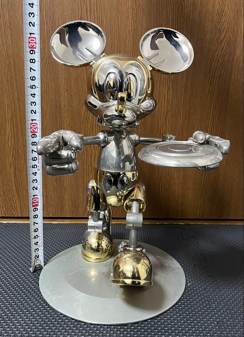 フューチャーミッキー 空山基　ミッキーマウス　フィギュア　金属製　ゴールド