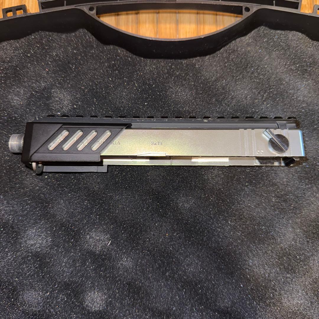 東京マルイ 電動 グロック18c 超お得フルセット【エアーガン卒業】