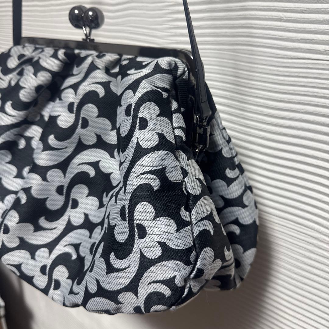 MaxMara WEEKEND がま口　ショルダーバッグ