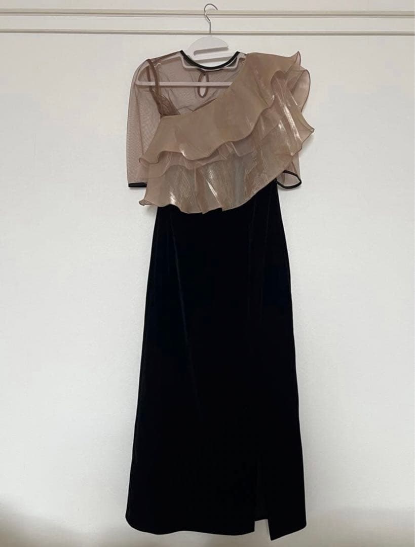 試着のみ【Leja 】アシンメトリーティアードフリル3WAYベロア 3点セット