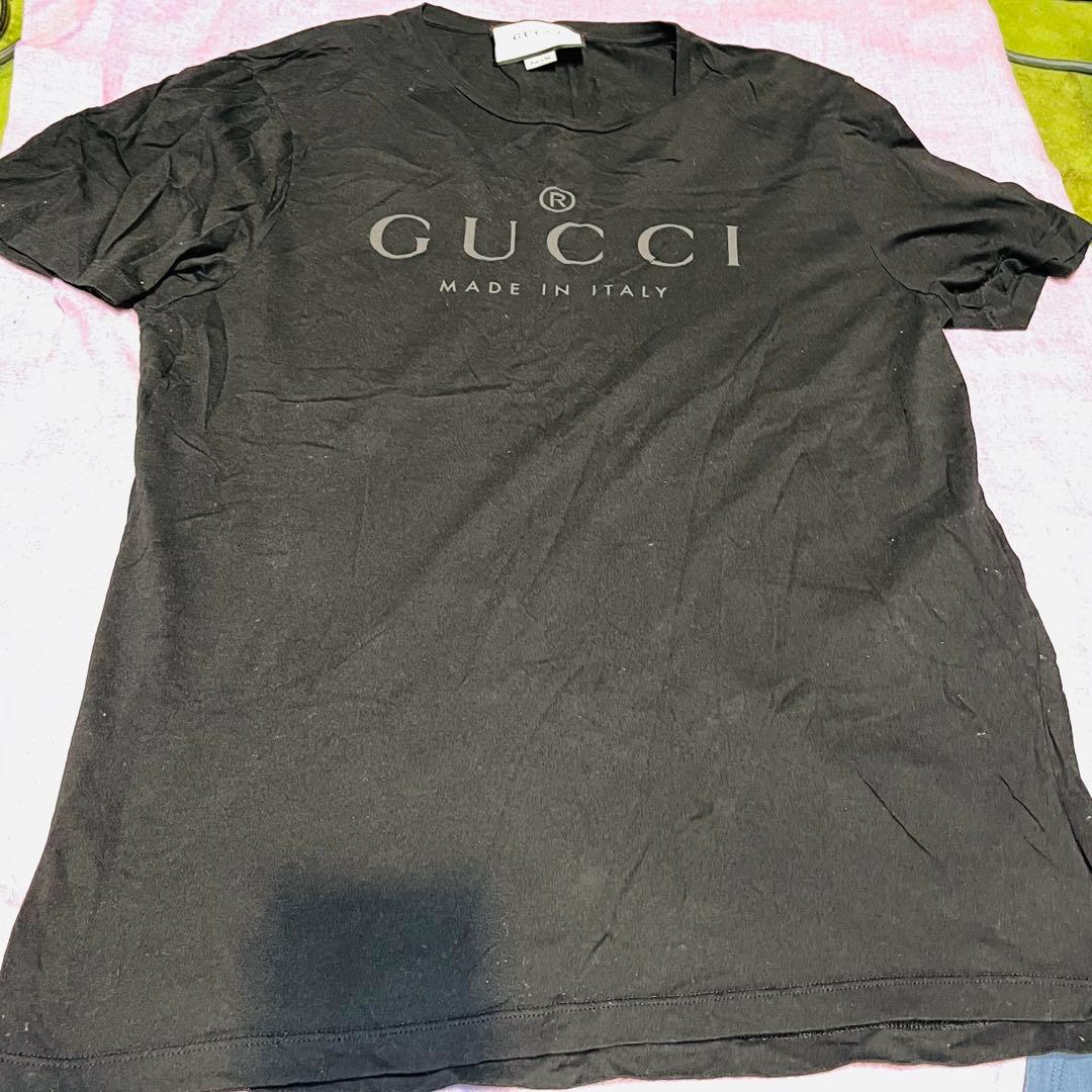 GUCCI ブラック Tシャツ