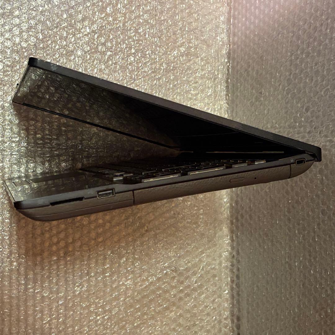 富士通 AH53/D1 i7-8565U 256GB SSD 訳有オフィス付