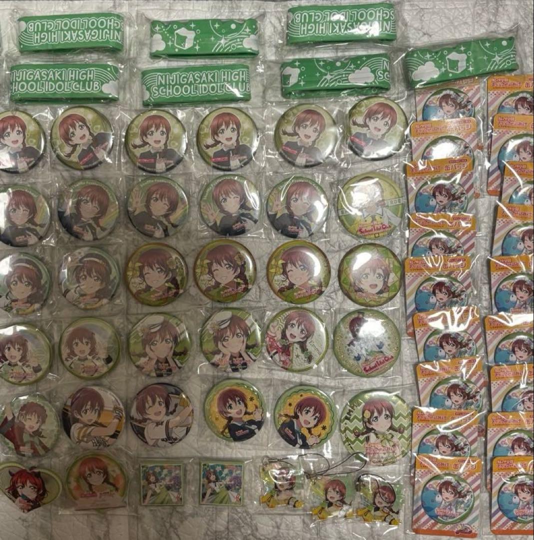 エマヴェルデ 缶バッジ ラブライブ 虹ヶ咲学園 エマ・ヴェルデ アクキー グッズ