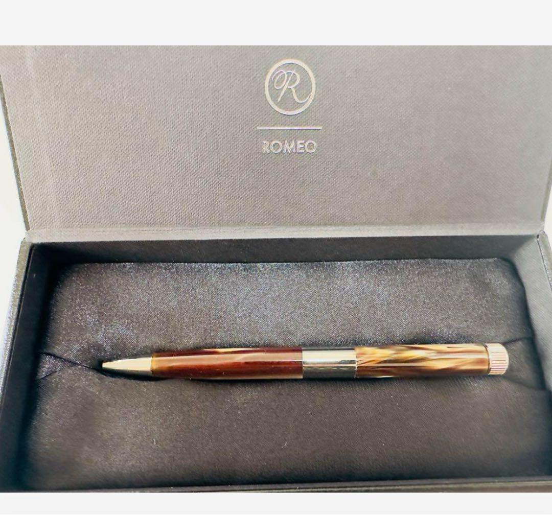 Romeo no.3 イタリアングレー　細軸モデル