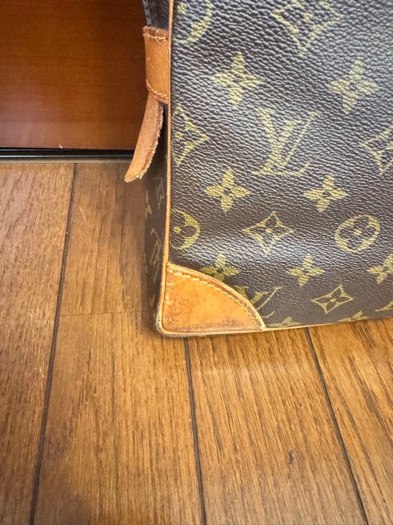 LOUIS VUITTON ブリーフケース ポルト ドキュマン ヴォワヤージュ