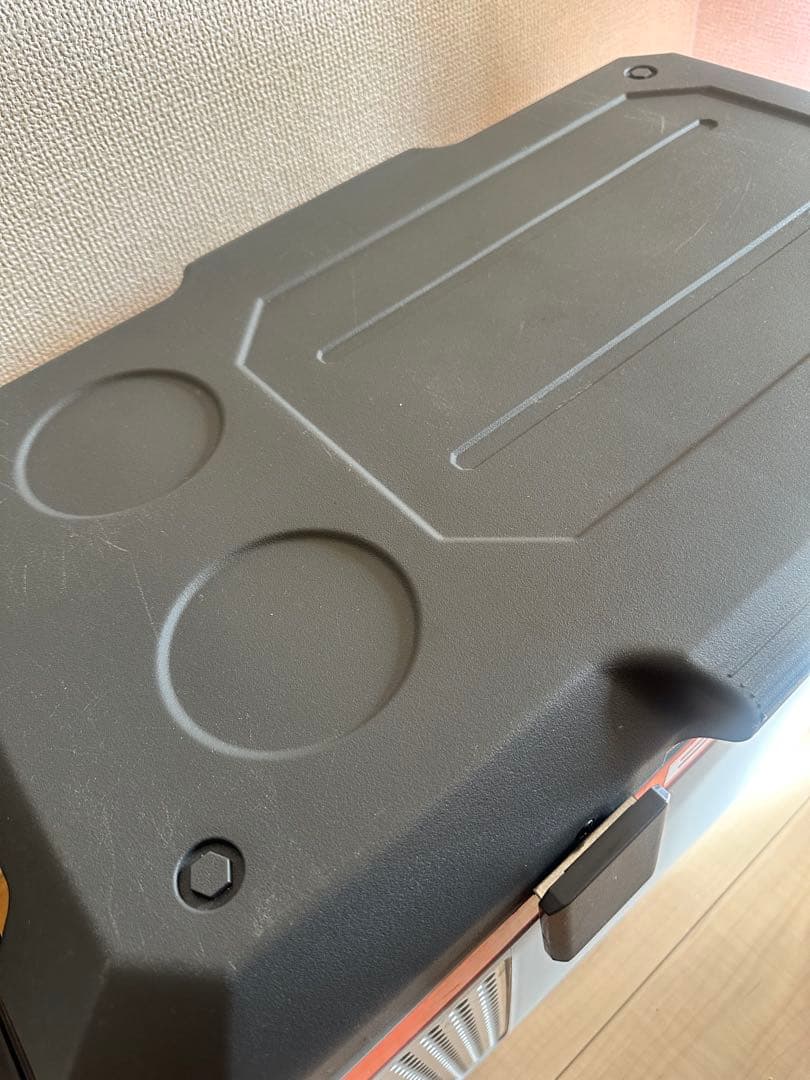 2022年製　冷凍冷蔵庫 エンゲル 車載38L MR040F