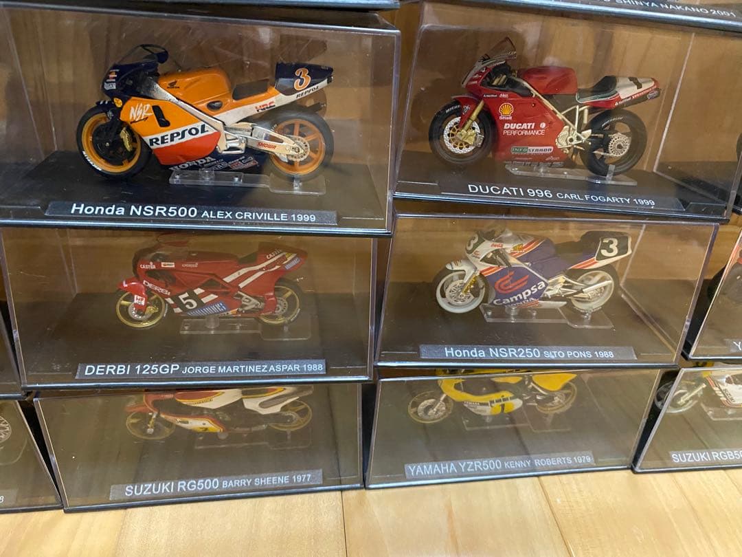 デアゴスティーニ　チャンピオンバイクコレクション