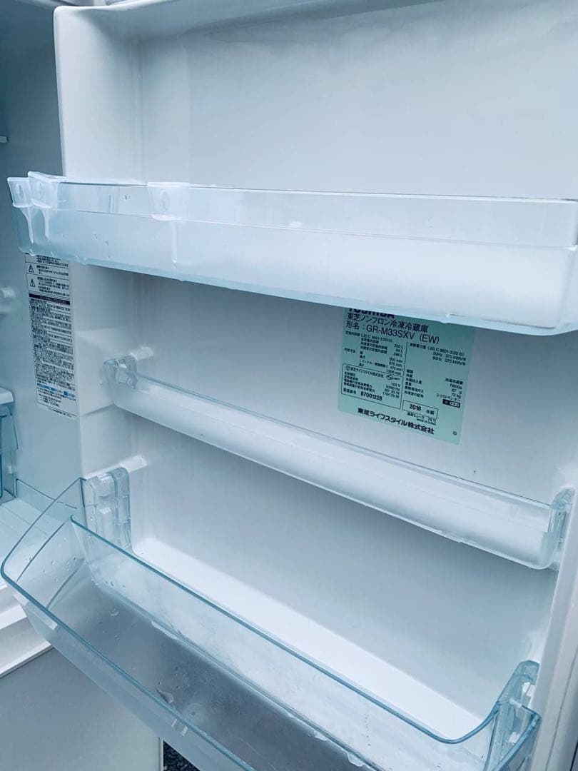 送料設置無料　TOSHIBA ノンフロン冷凍冷蔵庫 GR-M33SXV