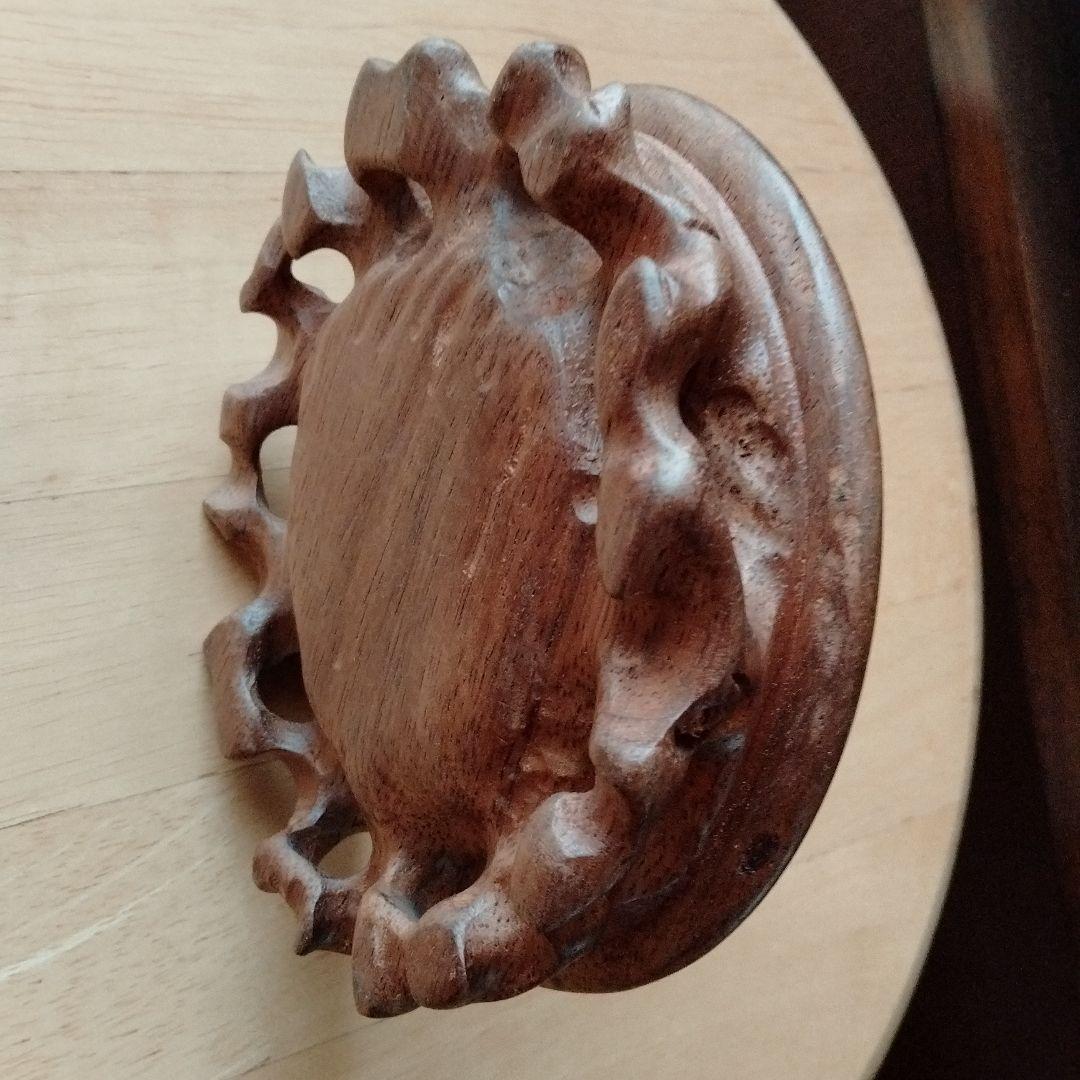 中国骨董陶磁器を乗せる安定した鑑賞台、台座最高級天然黃壇細工精製高級感のあるもの