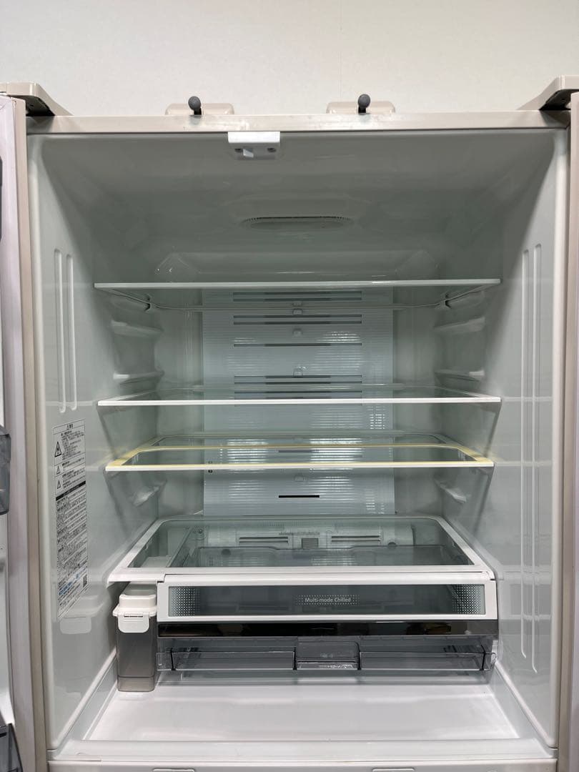 も*ら様 東芝　冷蔵庫　551l 2019年　GR-R550FZ D10164