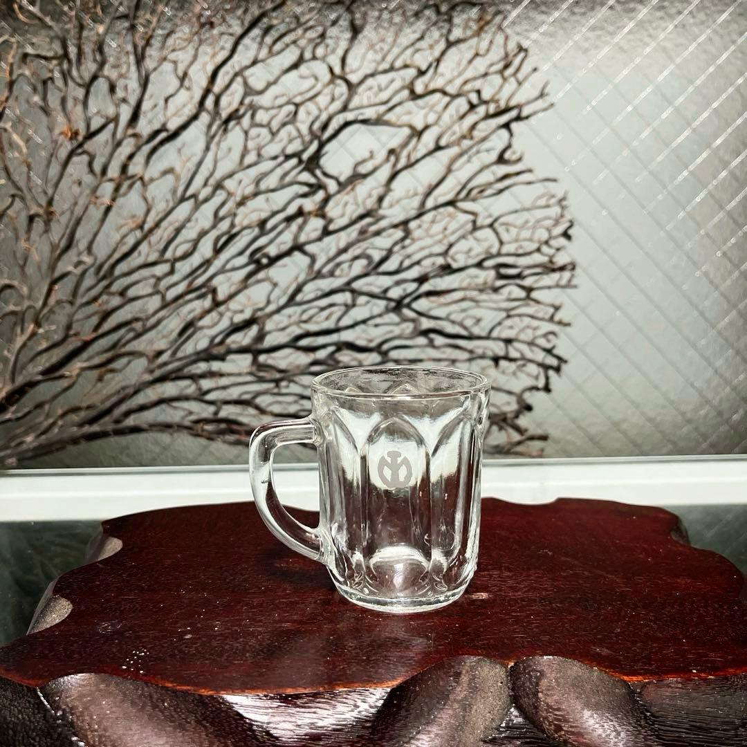 骨董　時代ガラス　プレスガラス　刻印あり　満州電鉄　取手付きグラス コップ１客
